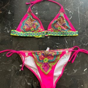 NWOT - Victoria’s Secret Tie Bikini